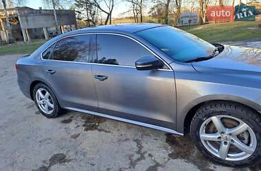 Седан Volkswagen Passat 2013 в 
