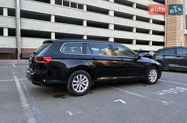 Универсал Volkswagen Passat 2019 в 