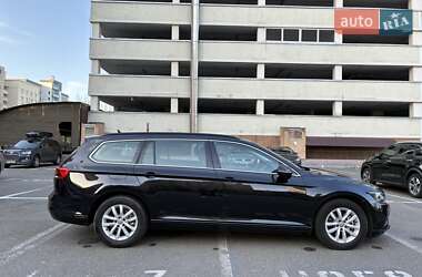 Универсал Volkswagen Passat 2019 в 