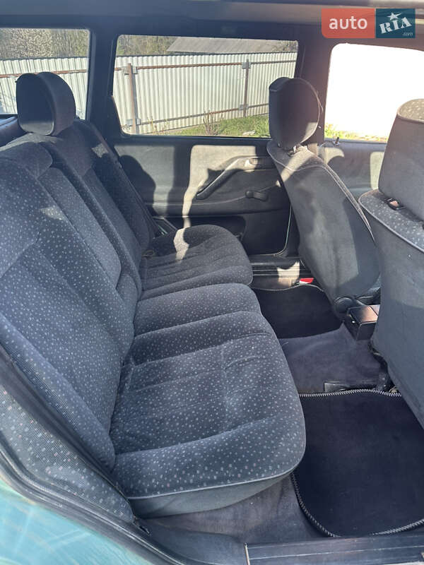 Универсал Volkswagen Passat 1994 в Нижними Становцами