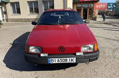 Універсал Volkswagen Passat 1989 в 