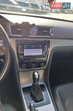 Седан Volkswagen Passat 2013 в 