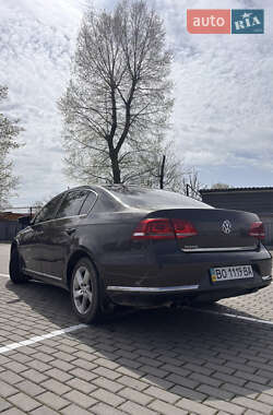 Седан Volkswagen Passat 2012 в 