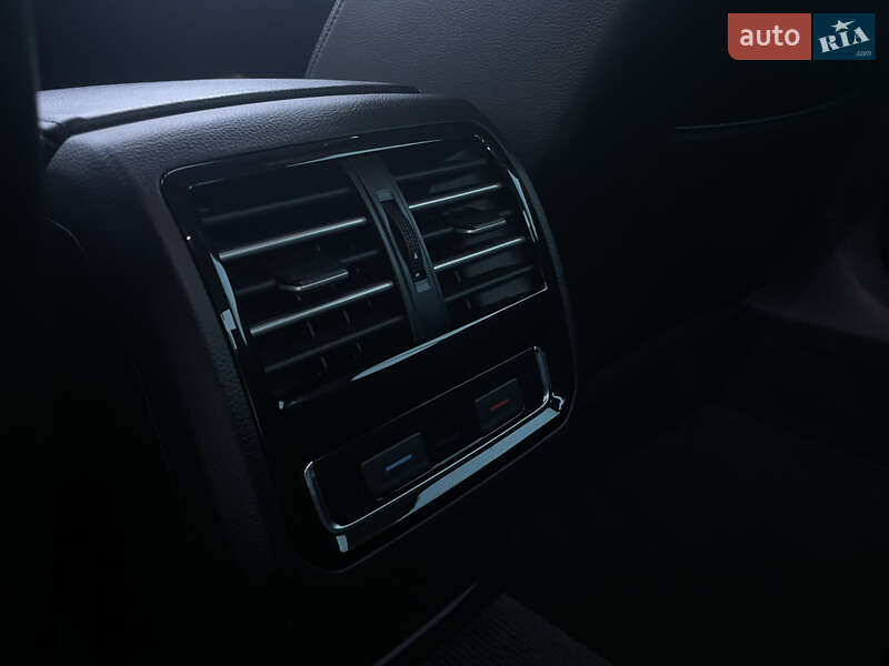 Седан Volkswagen Passat 2018 в Луцке