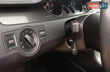 Седан Volkswagen Passat 2006 в 