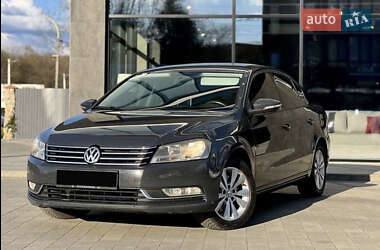 Volkswagen Passat 2011