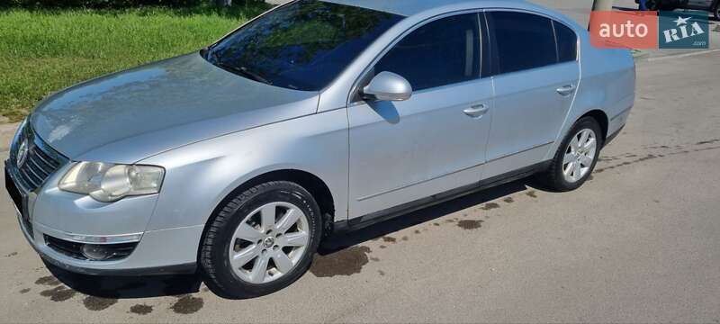 Volkswagen Passat 2005