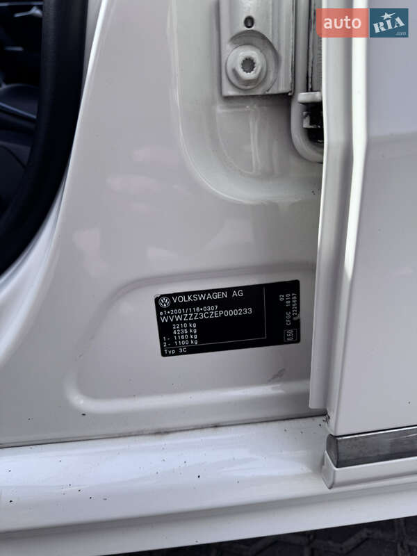 Седан Volkswagen Passat 2013 в Сновську