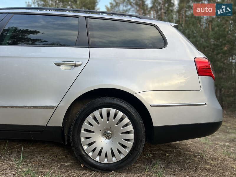 Универсал Volkswagen Passat 2008 в Киеве