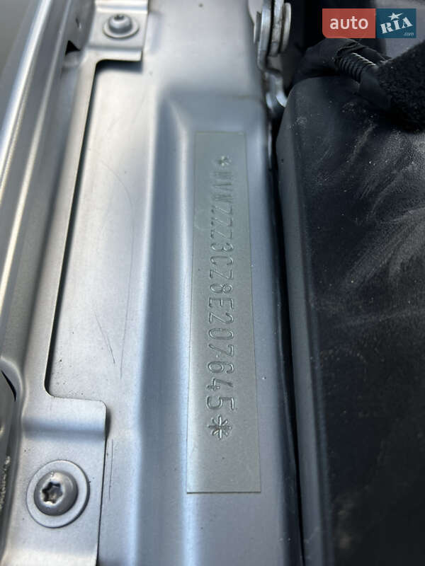 Универсал Volkswagen Passat 2008 в Киеве