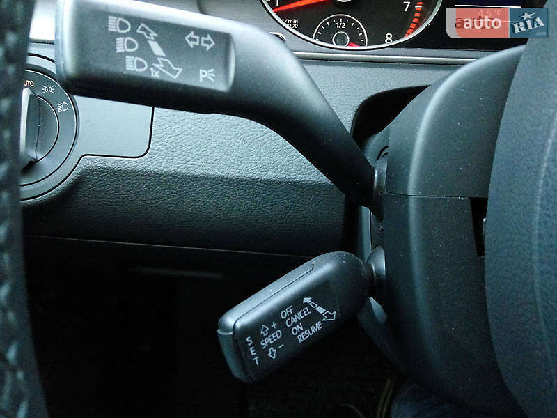 Универсал Volkswagen Passat 2012 в Сколе фото 43 Универсал Volkswagen Passat 2012 в Сколе