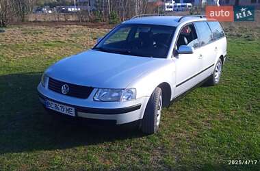 Универсал Volkswagen Passat 2000 в 