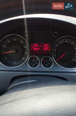 Универсал Volkswagen Passat 2005 в 
