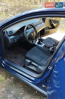 Универсал Volkswagen Passat 2005 в 