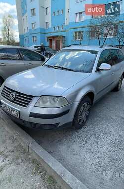 Універсал Volkswagen Passat 2003 в 