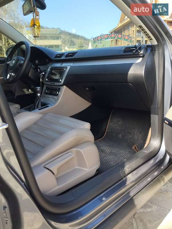 Універсал Volkswagen Passat 2009 в Стрию