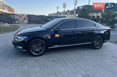 Седан Volkswagen Passat 2018 в 