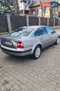 Седан Volkswagen Passat 2003 в 