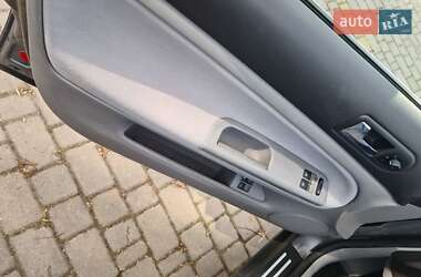 Седан Volkswagen Passat 2003 в 