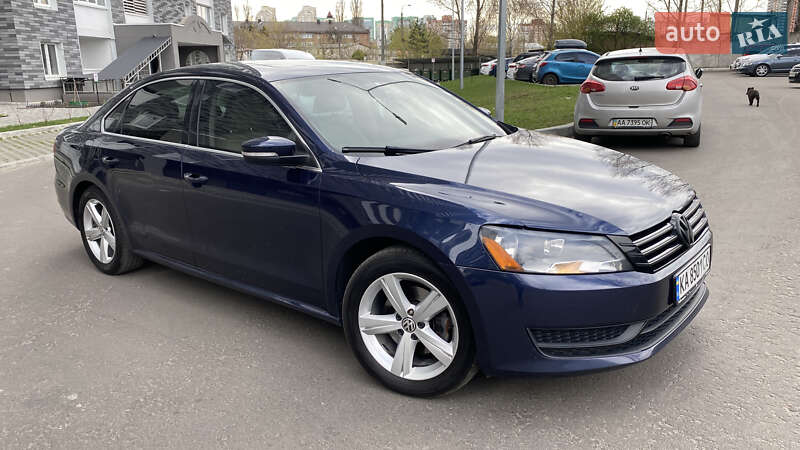 Седан Volkswagen Passat 2013 в Києві