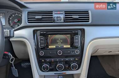 Седан Volkswagen Passat 2012 в 