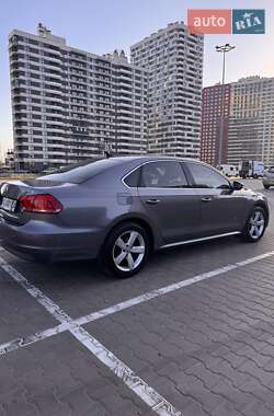 Седан Volkswagen Passat 2012 в 