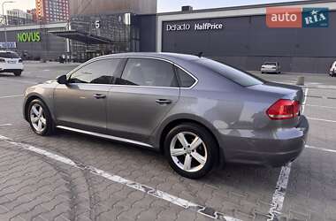 Седан Volkswagen Passat 2012 в 