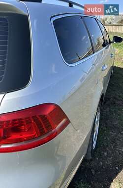 Универсал Volkswagen Passat 2012 в 
