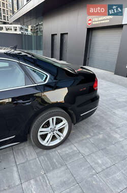Седан Volkswagen Passat 2014 в 