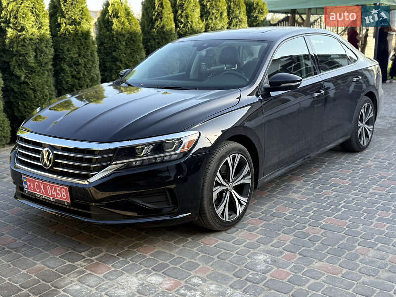 Седан Volkswagen Passat 2021 в Ровно