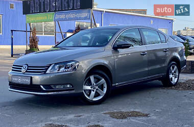 Volkswagen Passat 2011 Volkswagen Passat 2011