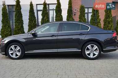 Седан Volkswagen Passat 2020 в 