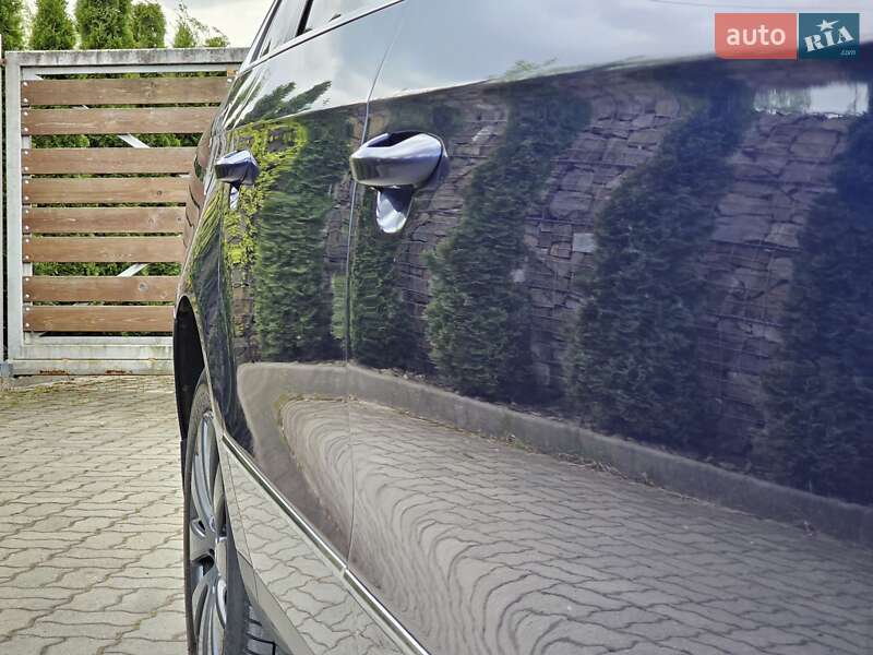 Универсал Volkswagen Passat 2009 в Стрые