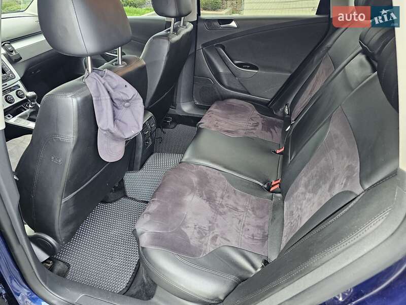 Универсал Volkswagen Passat 2009 в Стрые