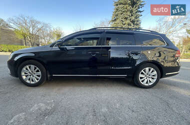 Универсал Volkswagen Passat 2011 в 