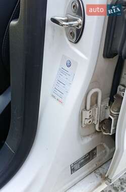 Універсал Volkswagen Passat 2013 в 