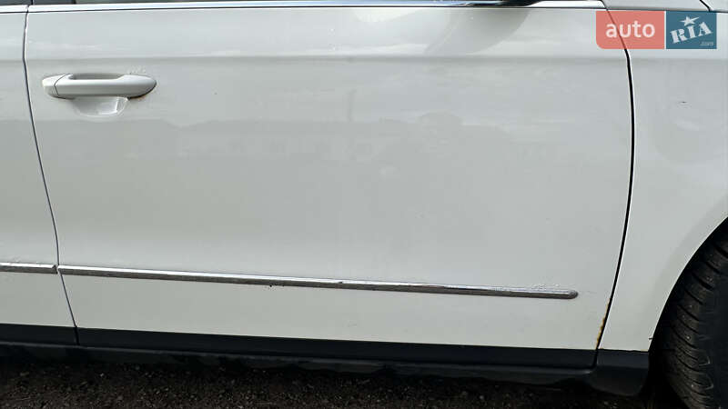 Универсал Volkswagen Passat 2010 в Люботине