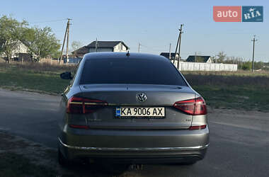 Седан Volkswagen Passat 2016 в 