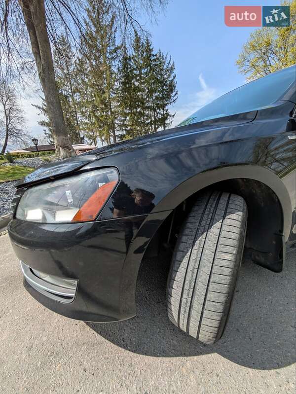 Седан Volkswagen Passat 2013 в Сарнах