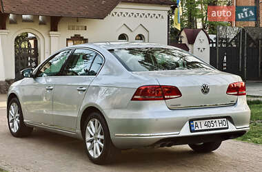 Седан Volkswagen Passat 2012 в 