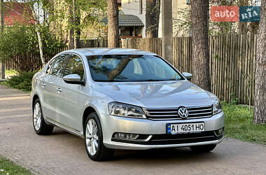 Седан Volkswagen Passat 2012 в 