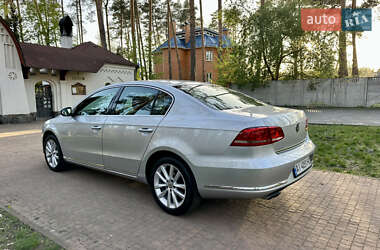 Седан Volkswagen Passat 2012 в 