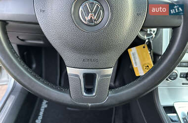 Седан Volkswagen Passat 2012 в 