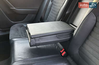 Седан Volkswagen Passat 2012 в 