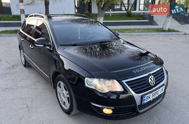 Універсал Volkswagen Passat 2006 в Теофіполі