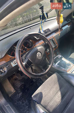 Седан Volkswagen Passat 2006 в 