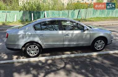 Седан Volkswagen Passat 2008 в 