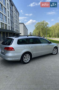 Универсал Volkswagen Passat 2011 в 
