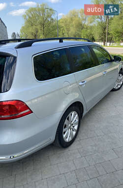 Универсал Volkswagen Passat 2011 в 
