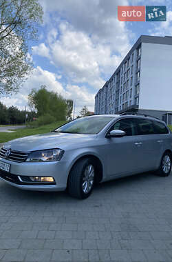 Универсал Volkswagen Passat 2011 в 